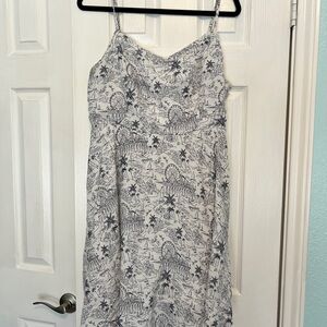 Old Navy Navy and White Beach Travel Patterned Short Dress